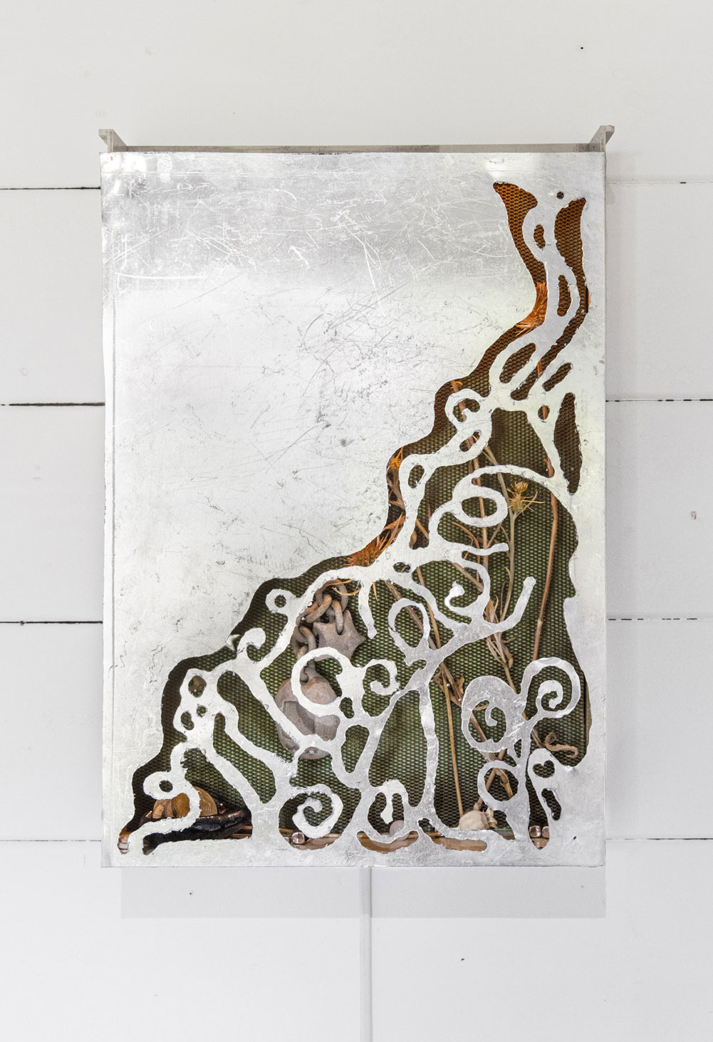 'Les objets parlent quand on ne regarde pas' by Sophie Conus